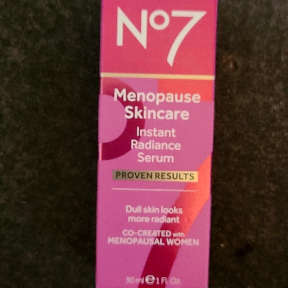 No 7 Menopause Skincare Instant Radiance Serum 30 ml - 1 oz hp🔥🔥🔥